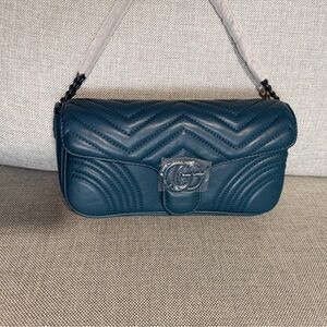 Matelassé Chevron Shoulder Bag in Teal🩷